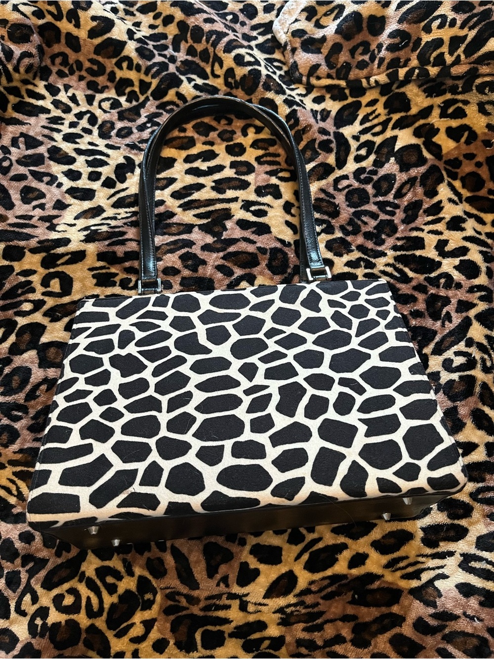 Purse - Picture 2 of 7